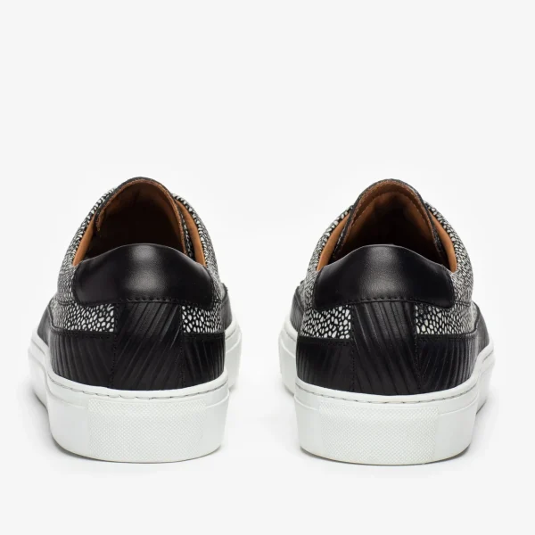 The Fifth Ave Sneaker In Stone Pebbled Leather | -TAFT Best Sale
